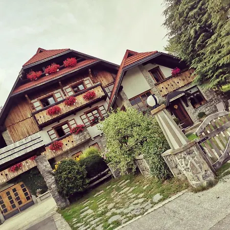 Апартаменты Apartma Alpski Vrt Vojsko