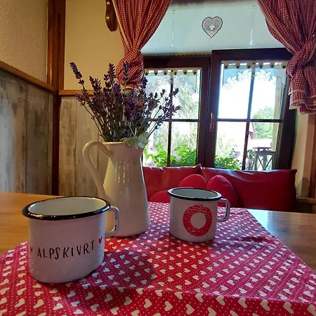 Apartma Alpski Vrt Апартаменты Vojsko